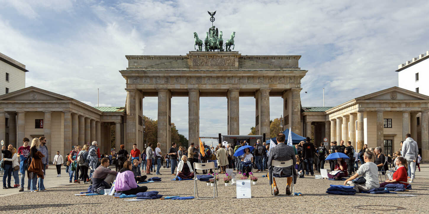 Meditation am Brandenburger Tor